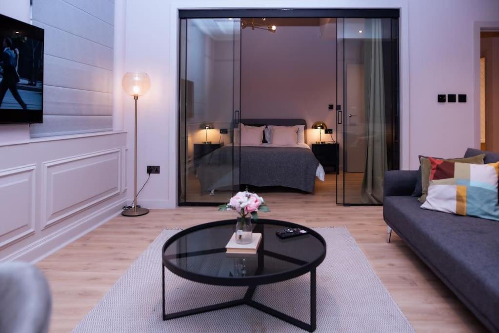 Luxurious Stunning 2Bedroom Apartment Manchester Exterior photo