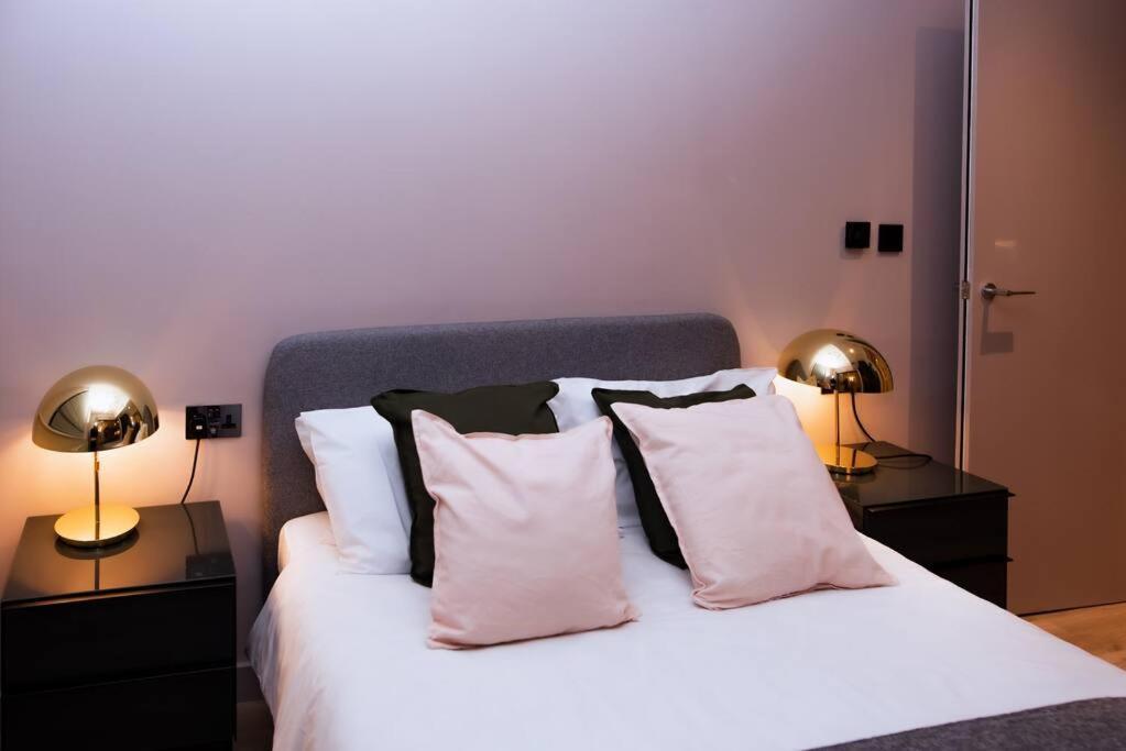 Luxurious Stunning 2Bedroom Apartment Manchester Exterior photo