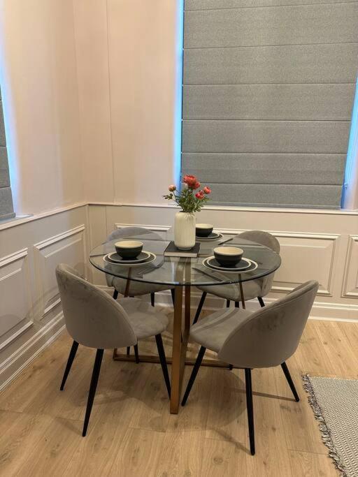 Luxurious Stunning 2Bedroom Apartment Manchester Exterior photo